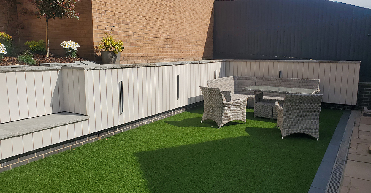 Garden Room and Fencing | Composite Wall Cladding in Ivory